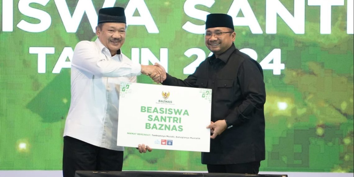 Kado Hari Santri, Baznas Luncurkan 10 Ribu Beasiswa Santri 2024