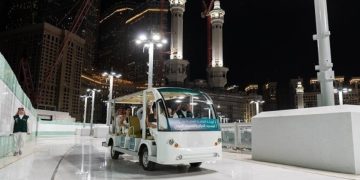 Saudi Hadirkan Mobil Listrik buat Antar Jemput Jemaah Lansia di Masjidil Haram