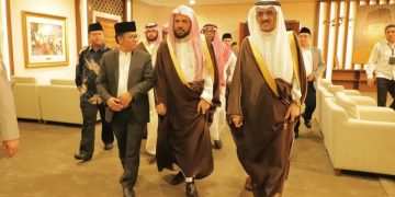 Imam Masjid Nabawi Kunjungi Indonesia, Bakal Temui Presiden hingga Pimpin Salat Jumat di Masjid Istiqlal