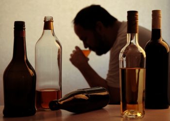 Orang Mabuk Tak Akan Diterima Shalatnya Selama 40 Hari