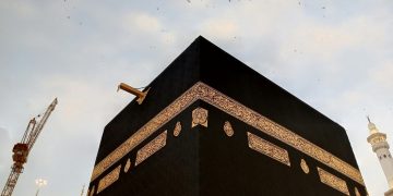 Sejarah Mizab Al-Rahman, Talang Air Emas di Atap Kabah