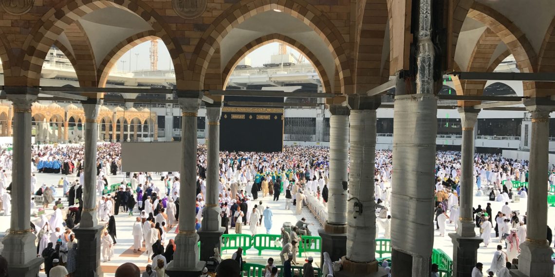 Ada Tempat Penyimpanan Barang Gratis Loh di Masjidil Haram, Catat Lokasinya!