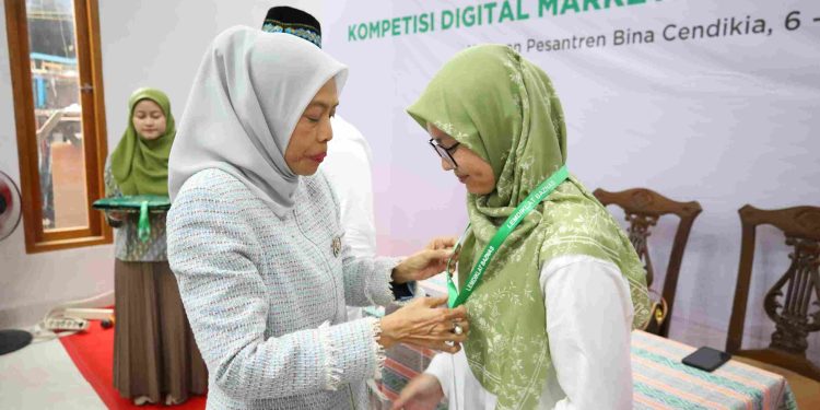 BAZNAS RI Latih Santri Jadi Pelaku Digital Marketing Sektor Travel Haji dan Umrah