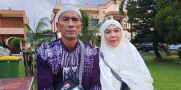 Dari Pisang Goreng ke Tanah Suci: Pasutri Ini Wujudkan Mimpi Haji Setelah 20 Tahun Menabung