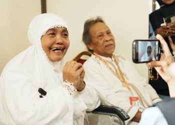 12 Tahun Hidup Tanpa Kaki, Endang Akhirnya Bisa Naik Haji Bareng Suami