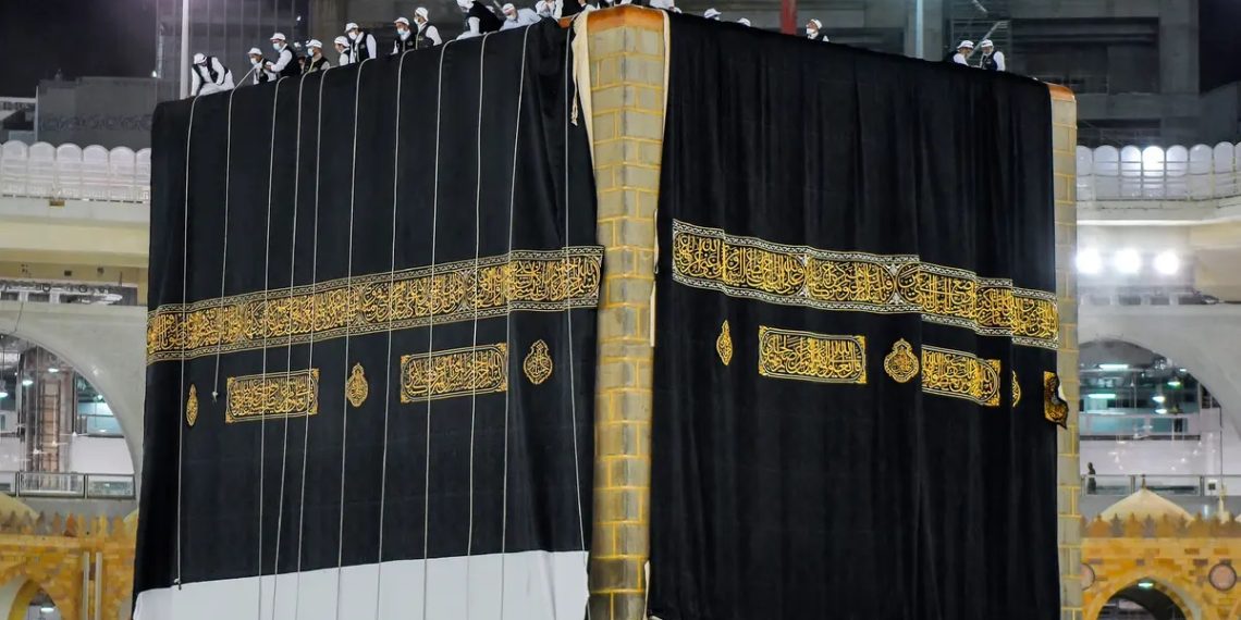 Saudi Gelar Upacara Pergantian Kiswah Ka’bah, Tandai Dimulainya Tahun Baru Hijriyah