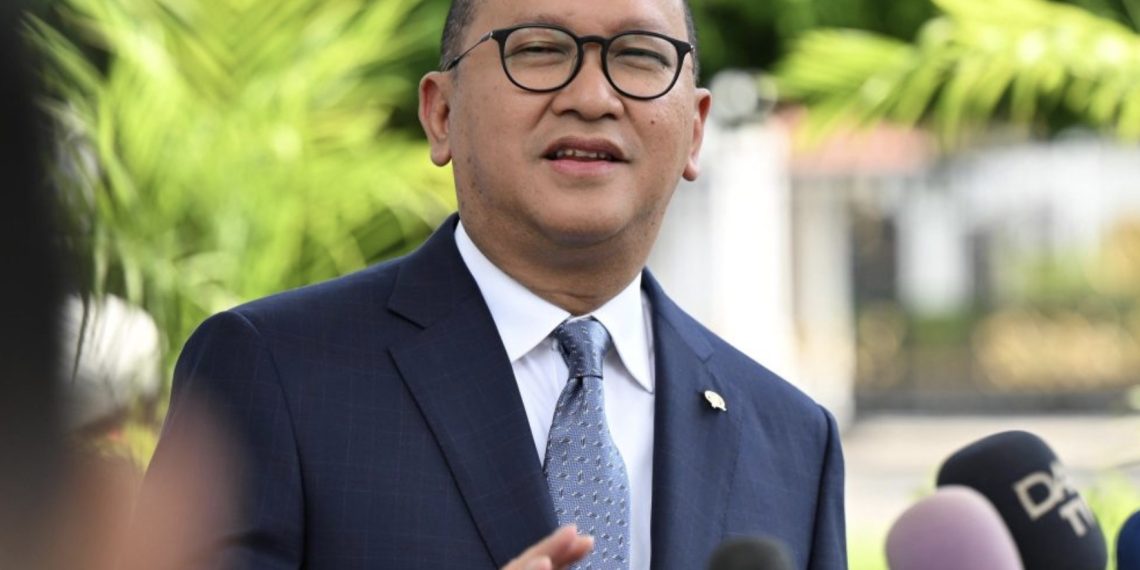 Bertolak ke Makkah, CEO Danantara Bawa Misi Kawal Proyek Kampung Haji Indonesia