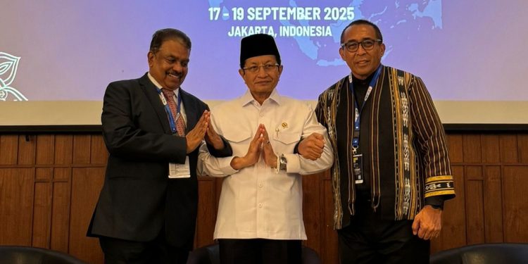 Menag Gaungkan “Kurikulum Berbasis Cinta” di Forum Lintas Iman Asia