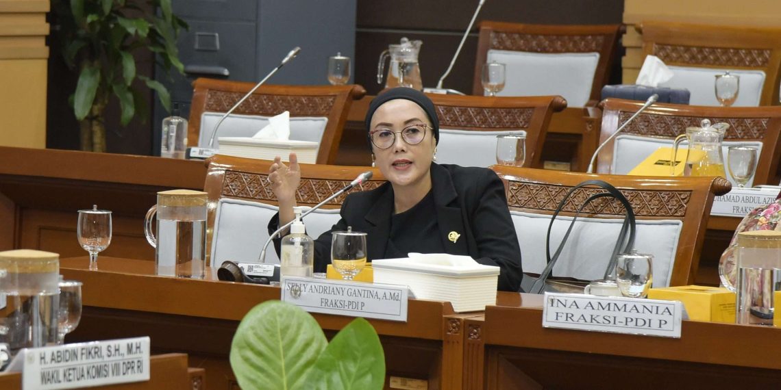 DPR Desak Pemerintah Segera Bereskan Struktur Baru Kementerian Haji dan Umrah