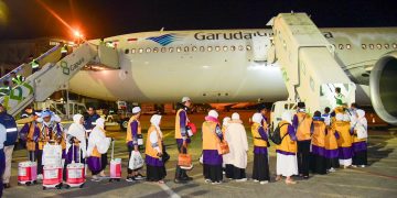 Garuda Indonesia Buka Lelang Pengadaan Tas dan Koper Jemaah Haji 2026