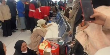 Innalillahi! Jemaah Umrah Lansia Wafat Usai Pesawat Delay Dua Hari di Bandara Jeddah
