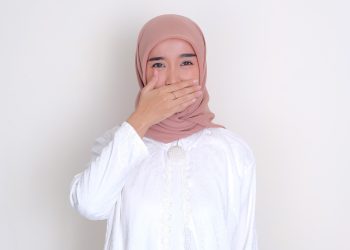 Bau Mulut Saat Puasa? Ini Cara Mengatasinya