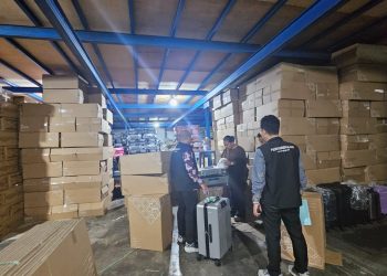 Kemenhaj Pastikan Koper Jemaah Haji Dibagikan Tepat Waktu