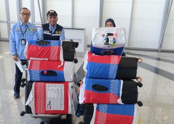 Kirim Oleh-oleh Haji Lebih dari Batas? Siap-siap Kena Pajak