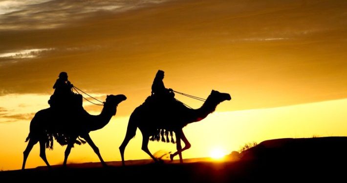 Tak Jadi Berangkat Haji, Tapi Amalannya Sampai ke Langit—Kisah Mengharukan Abdullah bin Al-Mubarak