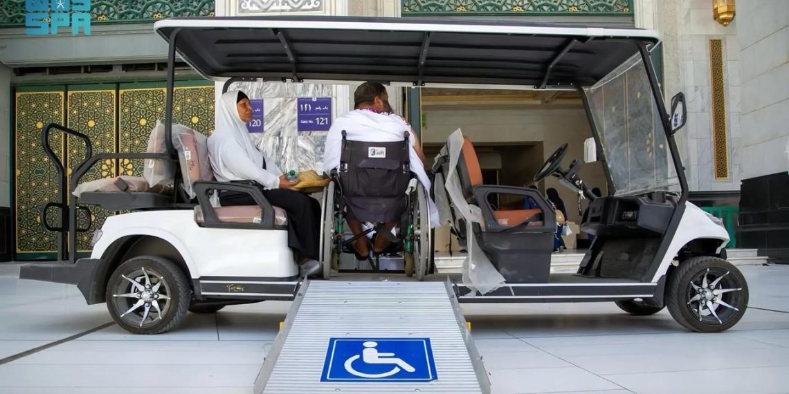 Jemaah Lansia Bakal Dapat Fasilitas Mobil Golf di Bandara Madinah