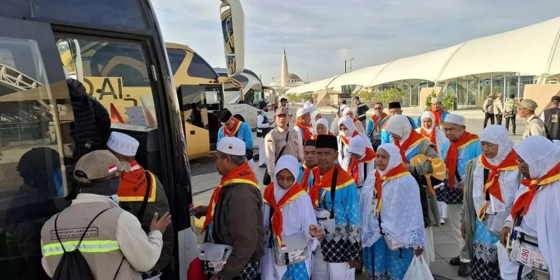 Lebih dari 30 Ribu Jemaah Haji RI Tiba di Tanah Suci, Layanan Lansia Jadi Fokus Utama di Bandara