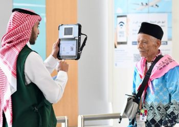 Saudi Pangkas Antrean Kedatangan Haji dengan Sistem Imigrasi Mobile
