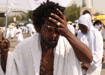 Haji di Tengah Cuaca Panas Makkah 40°C, Ini Gejala Heatstroke yang Harus Diwaspadai