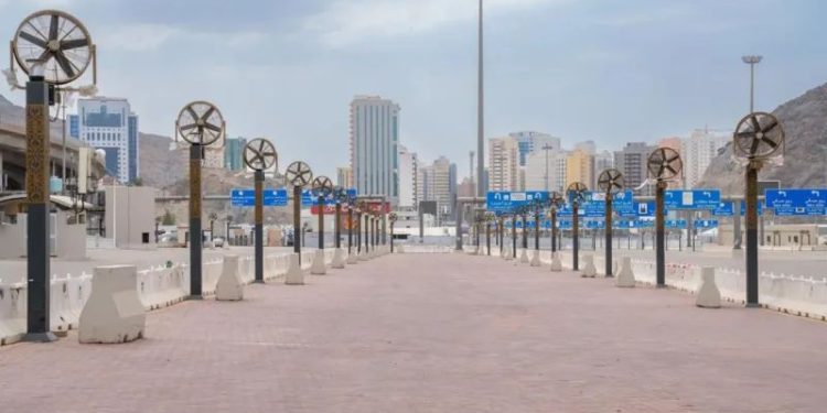 Saudi Pasang 200 Misting Fan Baru di Area Jamarat untuk Kurangi Panas saat Puncak Haji