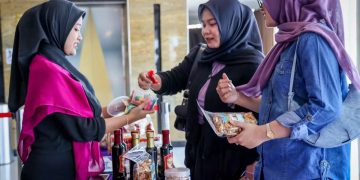 Survei: 37 Persen Muslimah RI Belum Pakai Produk Syariah, Ini Alasanny