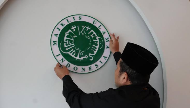 Ketum MUI Sebut LGBT Ancam Moral Bangsa, Ini Pesannya