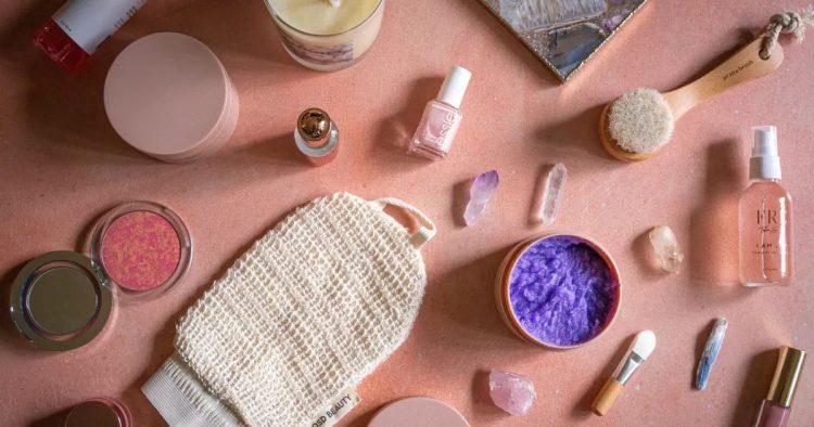 Asam Hialuronat Jadi Bahan Popular Skincare, Bagaimana Status Kehalalannya?